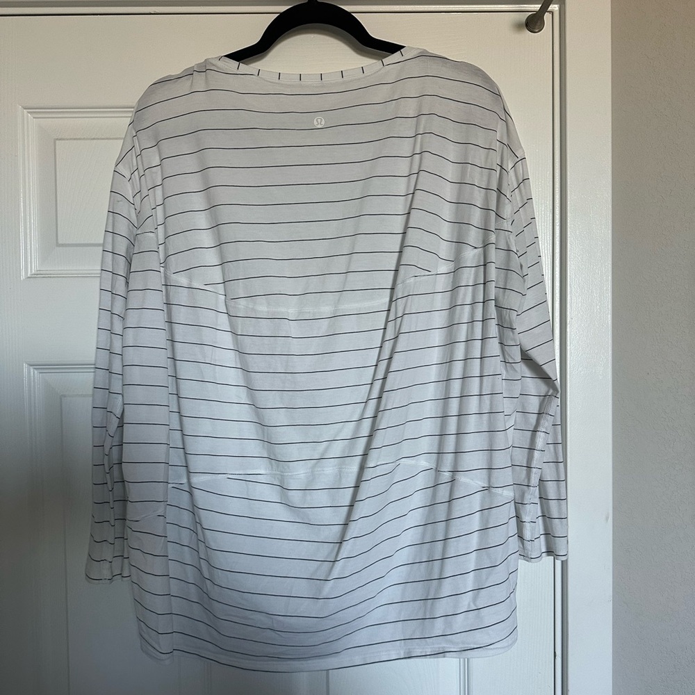 Lululemon Back in Action Long Sleeve Shirt